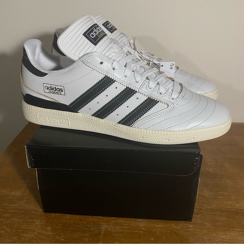 Adidas Busenitz White Leather Off White Skateboarding shoe - Size 11.5